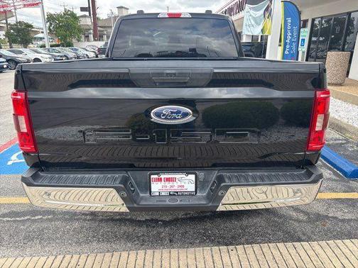 Agate Black 2022 Ford F-150 XL