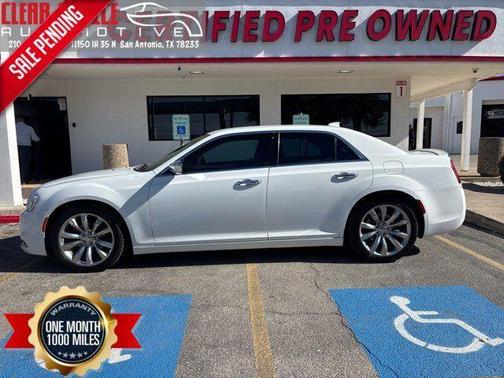 2018 Chrysler 300 Limited