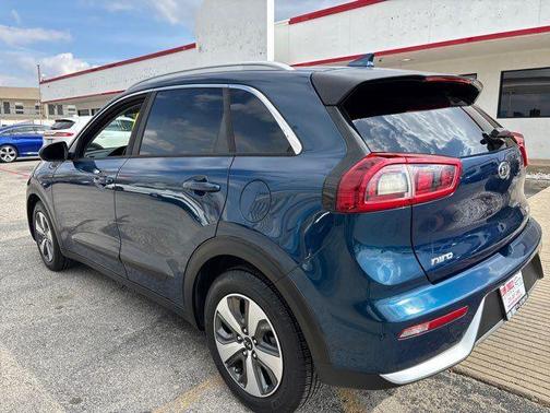 2017 Kia Niro FE