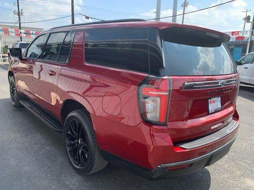 2021 Chevrolet Suburban RST
