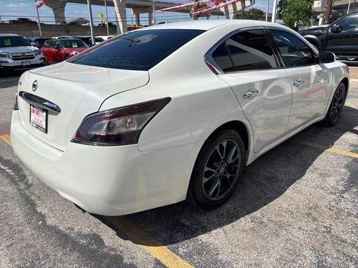 Pearl White 2013 Nissan Maxima S