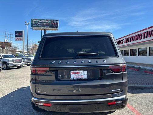 2022 Jeep Wagoneer Series III