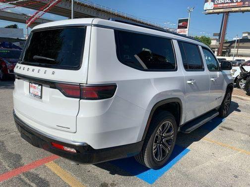 Bright White Clearcoat 2024 Jeep Wagoneer L Series II