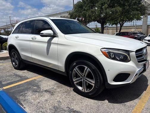 Polar White 2017 Mercedes-Benz GLC 300 Base 4MATIC