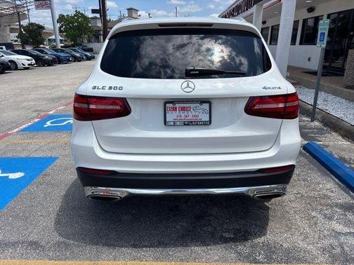 Polar White 2017 Mercedes-Benz GLC 300 Base 4MATIC