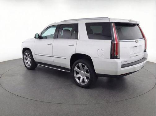 Crystal White Tricoat 2019 Cadillac Escalade Luxury