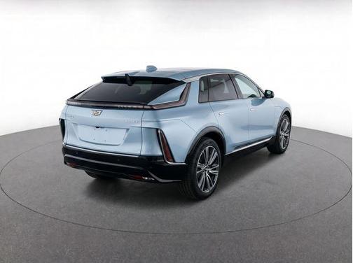 Nimbus Metallic 2024 Cadillac LYRIQ Luxury