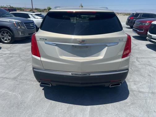 2017 Cadillac XT5 Base