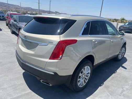 2017 Cadillac XT5 Base