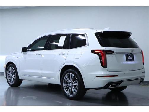 2025 Cadillac XT6 Premium Luxury FWD