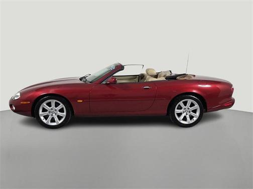 2003 Jaguar XK8 Base (A6)