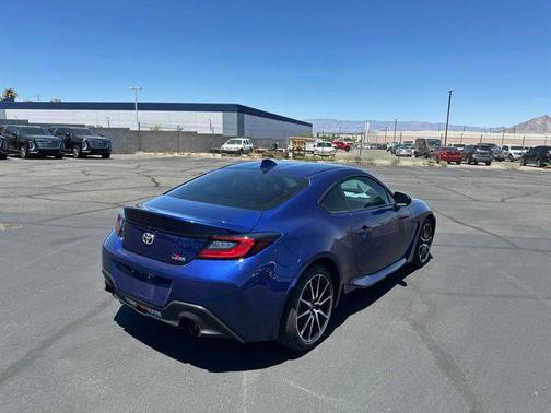 Trueno Blue 2024 Toyota GR86 Base