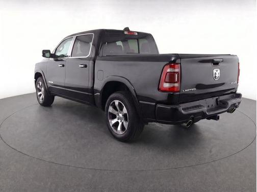 Diamond Black Crystal Pearlcoat 2019 RAM 1500 Limited