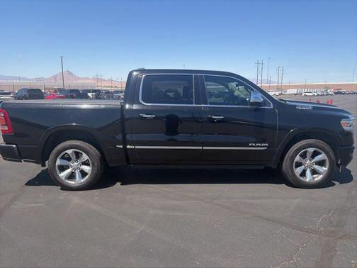 Diamond Black Crystal Pearlcoat 2019 RAM 1500 Limited