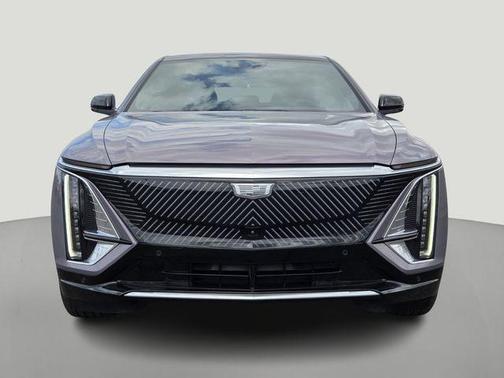 Celestial Metallic 2024 Cadillac LYRIQ V