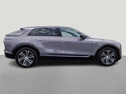 Celestial Metallic 2024 Cadillac LYRIQ V