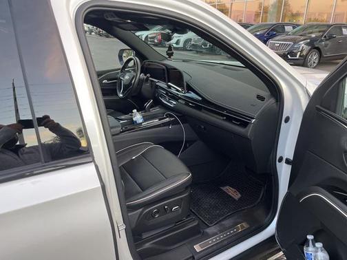 2021 Cadillac Escalade Sport