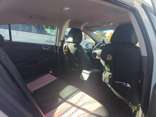 2020 Hyundai IONIQ Hybrid Blue