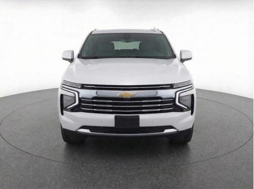 2025 Chevrolet Suburban LT