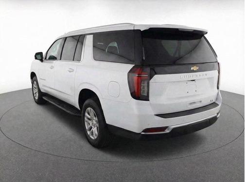 2025 Chevrolet Suburban LT