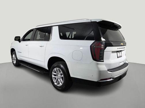 Summit White 2025 Chevrolet Suburban LT