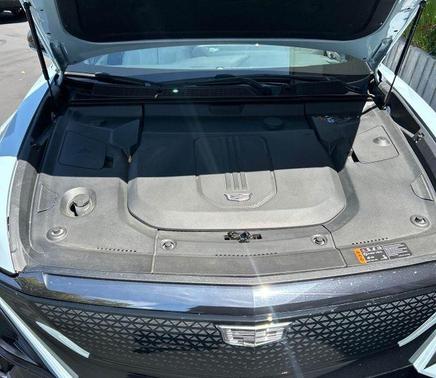 Nimbus Metallic 2024 Cadillac LYRIQ Sport