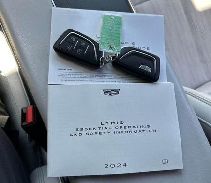 Nimbus Metallic 2024 Cadillac LYRIQ Sport