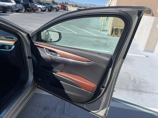 2016 Cadillac XTS Premium