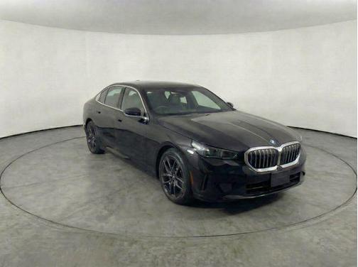 Black Sapphire Metallic 2026 BMW 530 530i