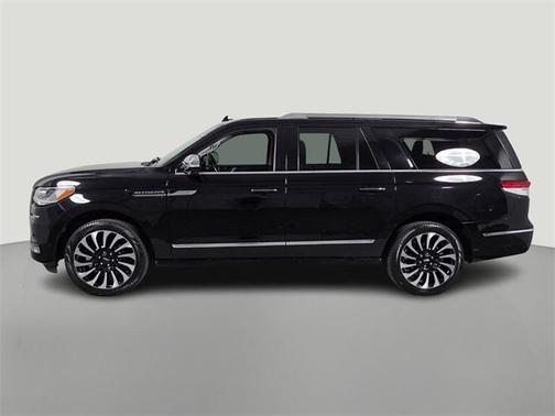 2023 Lincoln Navigator Black Label