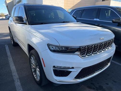 2022 Jeep Grand Cherokee Summit