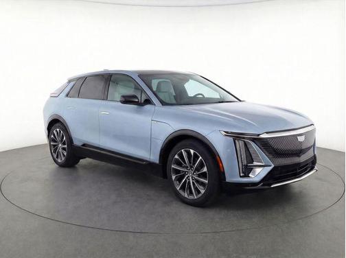 Nimbus Metallic 2025 Cadillac LYRIQ V