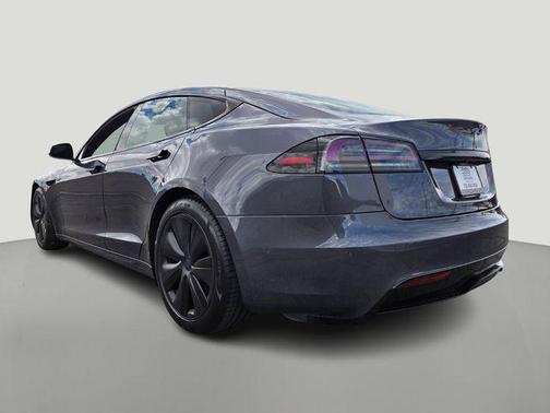 Stealth Gray 2023 Tesla Model S Standard Range