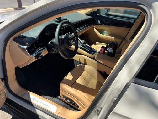 Chalk 2022 Porsche Panamera Base