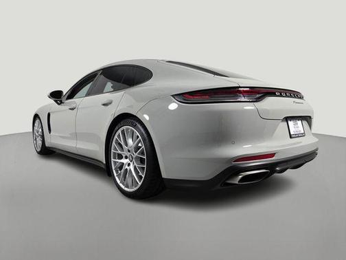 Chalk 2022 Porsche Panamera Base