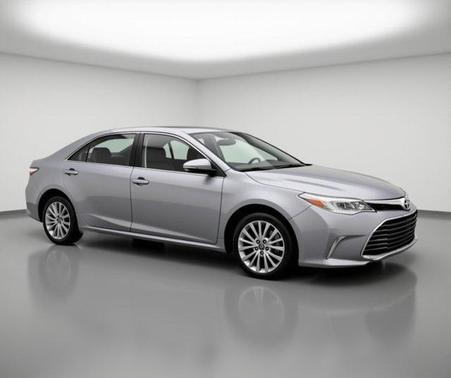 2018 Toyota Avalon Hybrid Limited