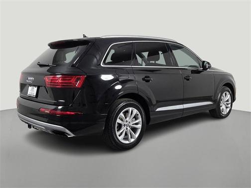 2019 Audi Q7 55 Premium Plus