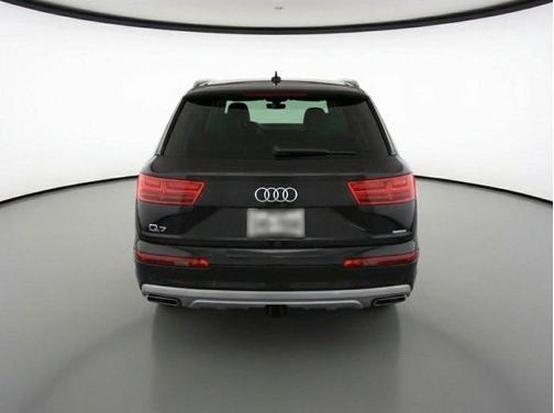 2019 Audi Q7 55 Premium Plus