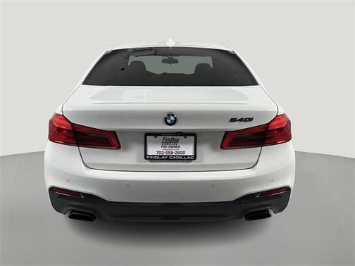 2019 BMW 540 540i