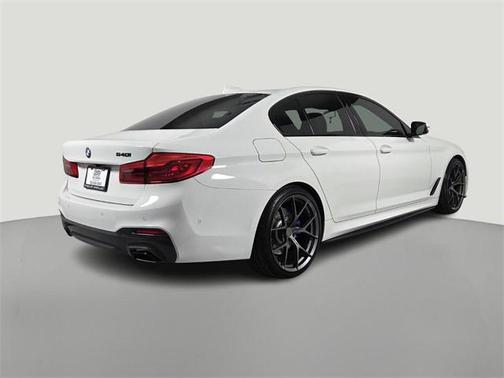 2019 BMW 540 540i