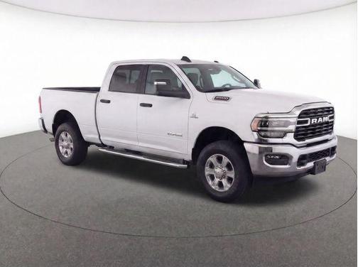 Bright White Clearcoat 2025 RAM 2500 Big Horn Crew Cab 4x4 6'4' Box