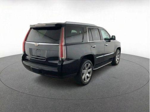 2018 Cadillac Escalade Luxury