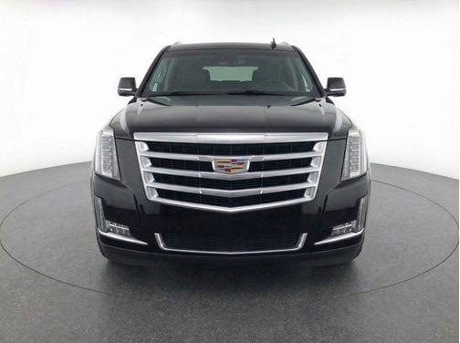 2018 Cadillac Escalade Luxury