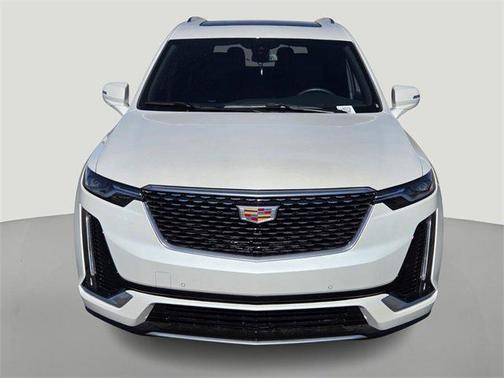 2025 Cadillac XT6 Luxury FWD