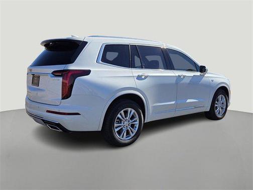 2025 Cadillac XT6 Luxury FWD