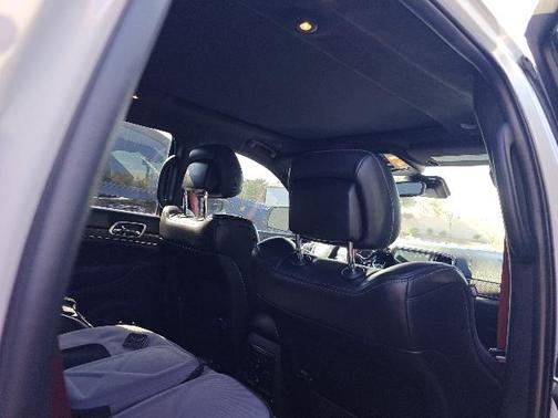 2019 Jeep Grand Cherokee SRT