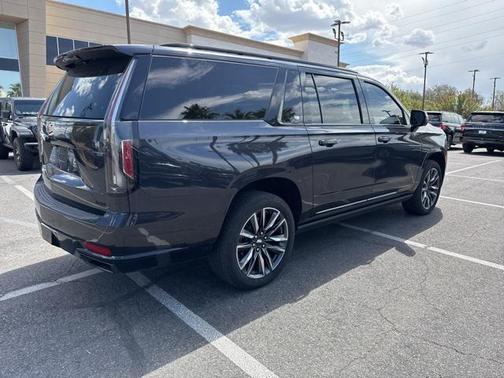 2022 Cadillac Escalade ESV Sport