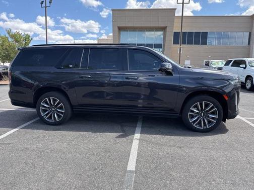 2022 Cadillac Escalade ESV Sport
