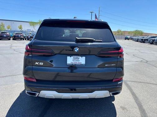 Black Sapphire Metallic 2025 BMW X5 sDrive40i