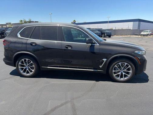 Black Sapphire Metallic 2025 BMW X5 sDrive40i